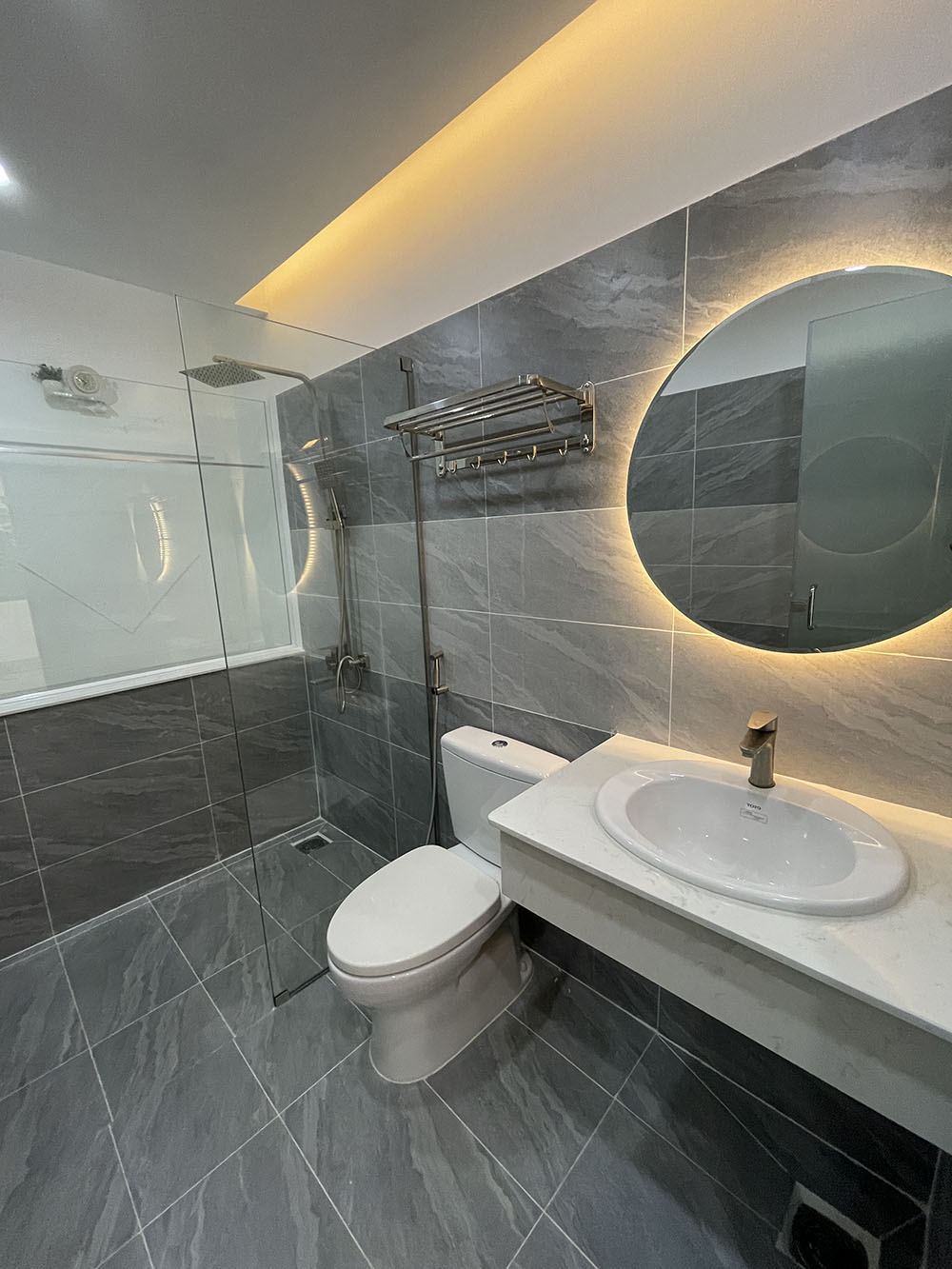Bán nhà Nguyễn Đình Chính, Quận Phú Nhuận Siêu phẩm 4 lầu t.kế Singapore - gần Nguyễn Văn Trỗi